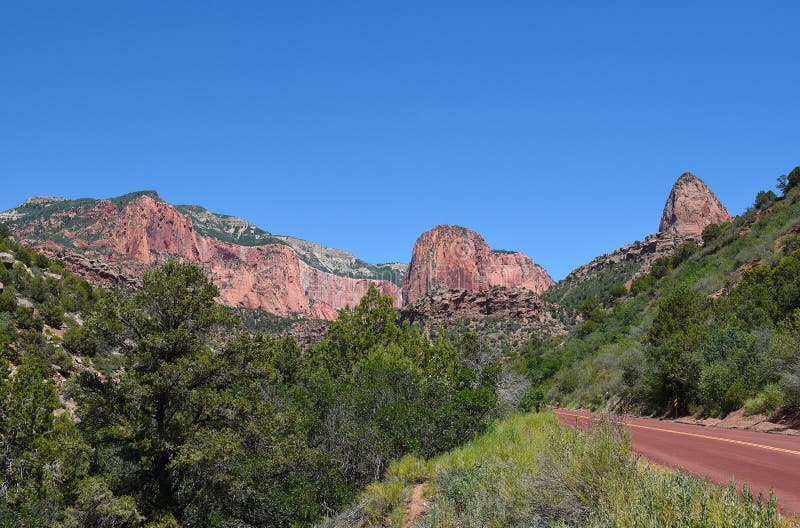 Kolob Canyons Road