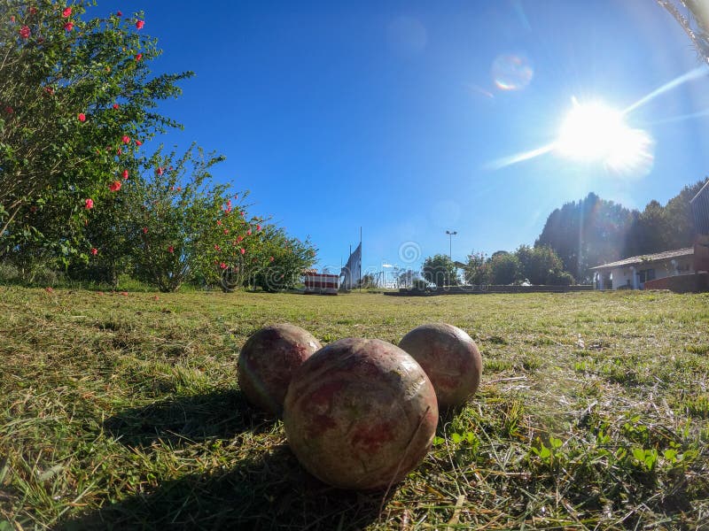 Colombian Creole bowling balls go pro. Colombian Creole bowling balls go pro