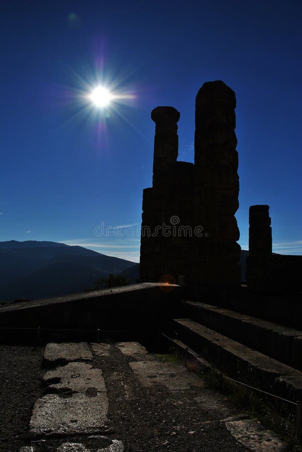 kolonner delphi greece arkivfoto kolonner delphi greece arkivfoto