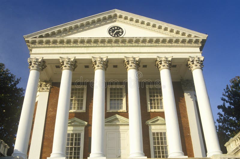 Kolonner på byggnad på universitetet av Virginia inspirerade vid Thomas Jefferson, Charlottesville, VA