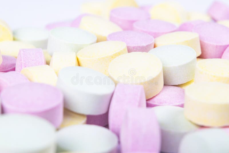 Kolorowe medycyn pigułki, leki w zakończeniu w górę i Różni rodzaje stubarwne pastylki Asortowane pigułki w medycynie pharmaceuti obraz royalty free Kolorowe medycyn pigułki, leki w zakończeniu w górę i Różni rodzaje stubarwne pastylki Asortowane pigułki w medycynie pharmaceuti obraz royalty free