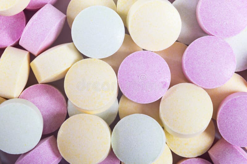 Kolorowe medycyn pigułki, leki w zakończeniu w górę i Różni rodzaje stubarwne pastylki Asortowane pigułki w medycynie pharmaceuti obrazy royalty free Kolorowe medycyn pigułki, leki w zakończeniu w górę i Różni rodzaje stubarwne pastylki Asortowane pigułki w medycynie pharmaceuti obrazy royalty free