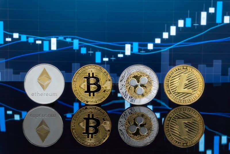 Koncepcja inwestowania w Bitcoiny i kryptowalutę zdjęcia royalty free