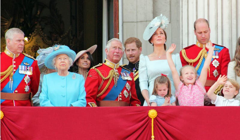 Queen Elizabeth, London, uk, 9th June 2018- Meghan Markle, Prince Harry, Prince George William, Charles, Kate Middleton & Princess Charlotte Trooping the colour Royal Family at Buckingham Palace, June 10 2018 London, uk. Queen Elizabeth, London, uk, 9th June 2018- Meghan Markle, Prince Harry, Prince George William, Charles, Kate Middleton & Princess Charlotte Trooping the colour Royal Family at Buckingham Palace, June 10 2018 London, uk