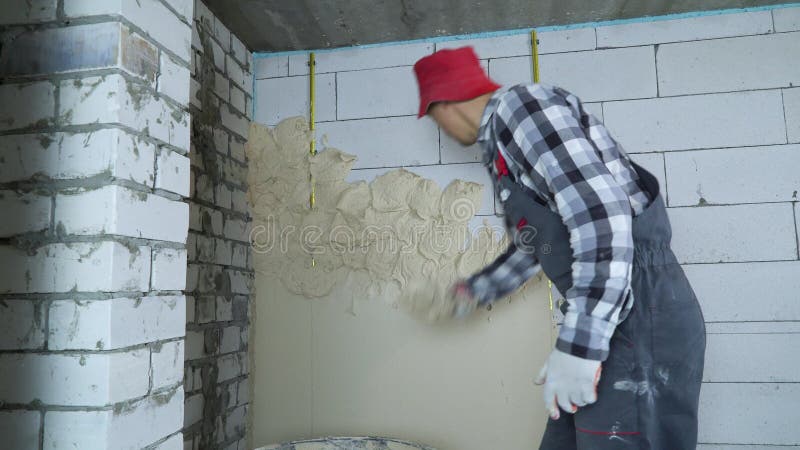 Konstruktor profesjonalny tynkowanie napowietrzonej ściany z bloczków betonowych