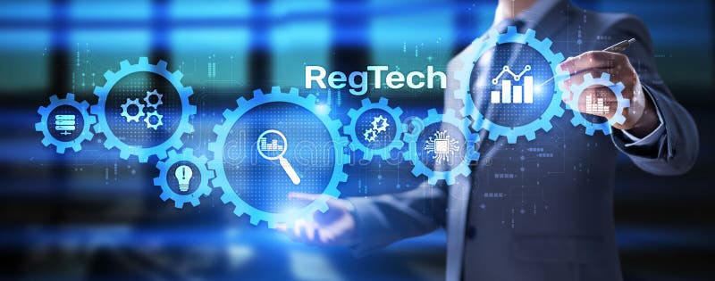 Konzept der Regtech-Regulierungs- und Überwachungstechnologie auf virtuellem Bildschirm lizenzfreies stockbild