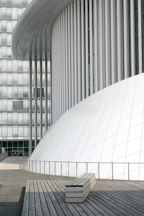 Konzertsaal, benannt Philharmonie Luxemburg lizenzfreies stockbild Konzertsaal, benannt Philharmonie Luxemburg lizenzfreies stockbild