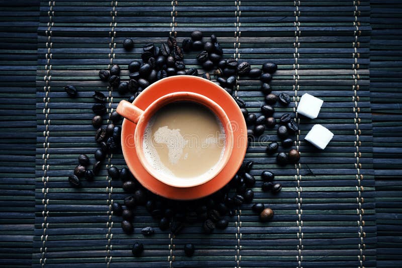 Kop van Coffe met de Bonen van de Koffie stock afbeelding Kop van Coffe met de Bonen van de Koffie stock afbeelding