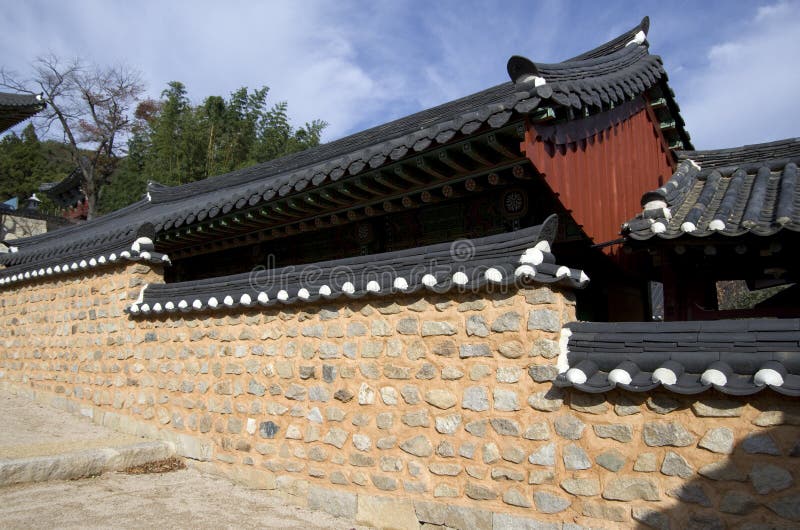 Koreanischer Buddhismustempel stockbilder