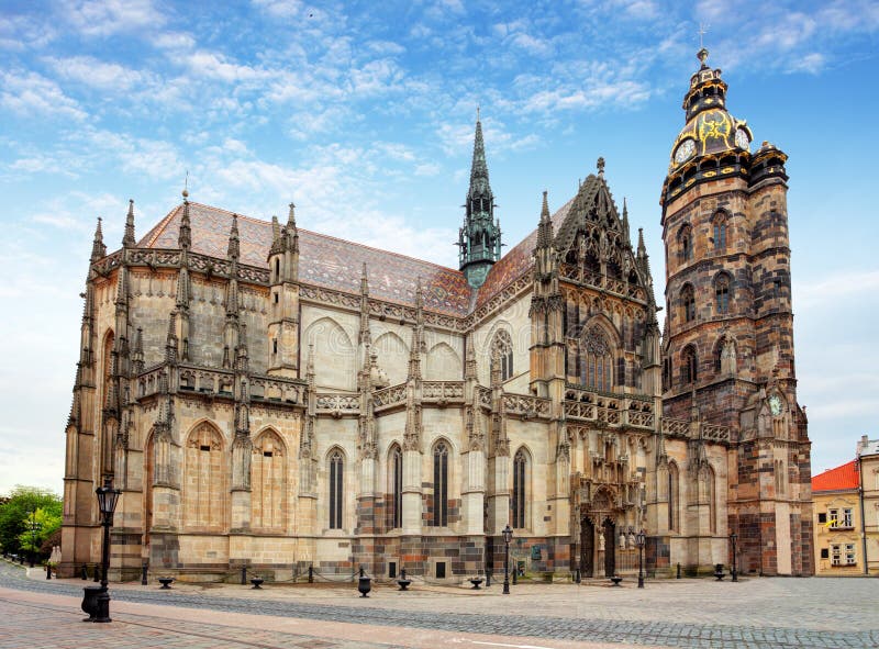 Kosice, catedral de St Elizabeth, Eslovaquia foto de archivo libre de regalías Kosice, catedral de St Elizabeth, Eslovaquia foto de archivo libre de regalías