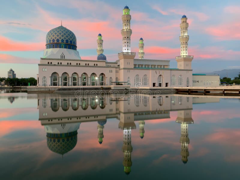 Kota Kinabalu City Mosque stock photo. Image of likas - 145346962