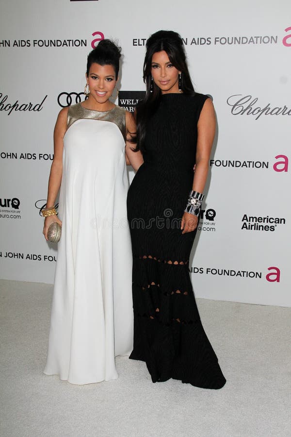 Kourtney Kardashian, Kim Kardashian, Elton John image stock Kourtney Kardashian, Kim Kardashian, Elton John image stock