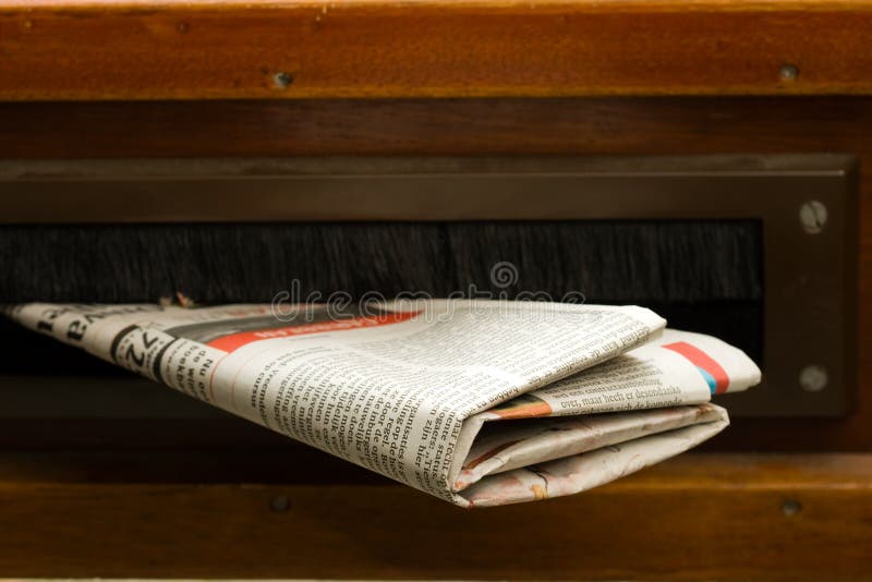 Waarschuwing voor nep-krantenbezorgers die langs deuren gaan voor december-extratje