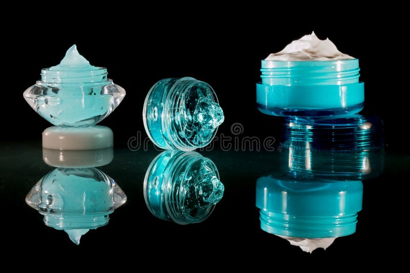 Kremowa płukanka i gel - kosmetyki fotografia stock Kremowa płukanka i gel - kosmetyki fotografia stock