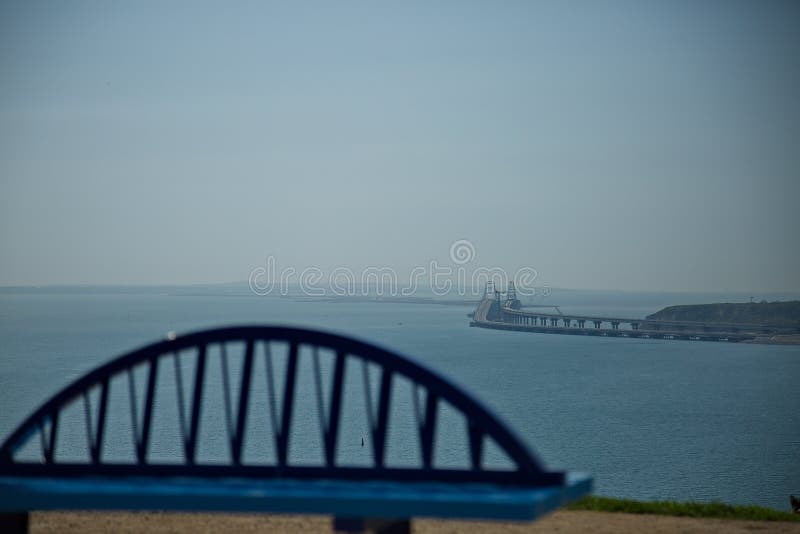 Krimbrug over de Straat van Kertsj stock afbeeldingen