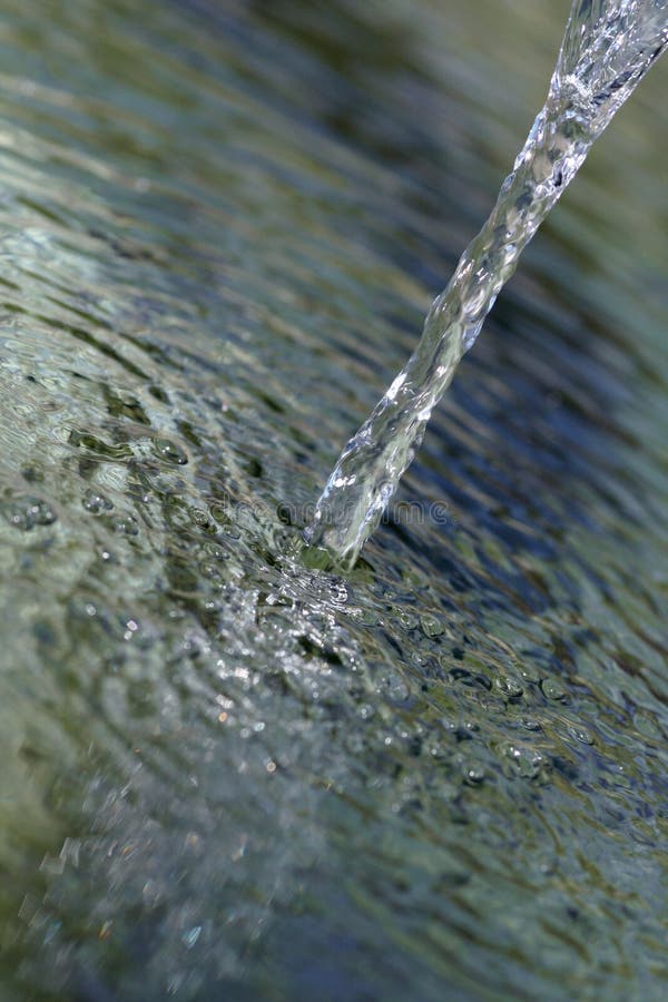 Kristall - freie Wasser-Vertiefung stockbilder Kristall - freie Wasser-Vertiefung stockbilder