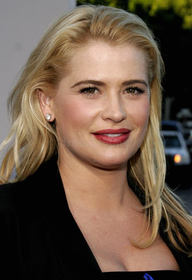 Kristy Swanson editorial photo. Image of event, cheek 57061061