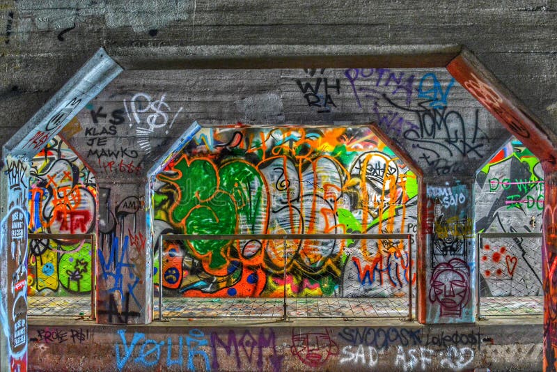 Krog-Straßen-Tunnel Atlanta Georgia lizenzfreie stockfotografie