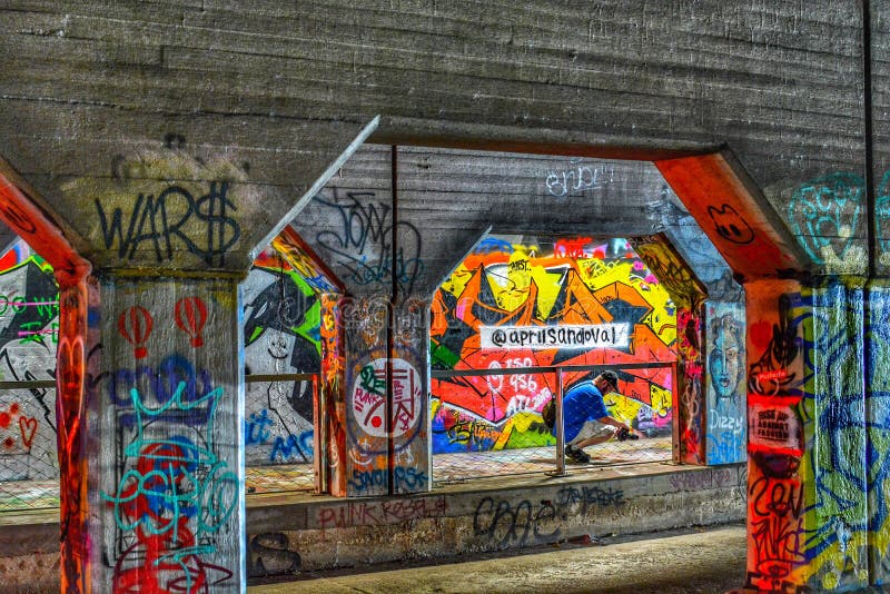 Krog-Straßen-Tunnel Atlanta Georgia stockfotografie