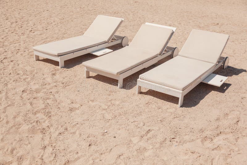 krzeseł plażowych deck obraz royalty free krzeseł plażowych deck obraz royalty free