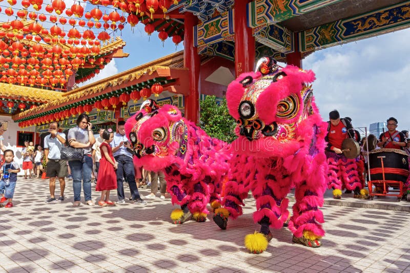 Lion dance during Chinese New Year celebration in Thean Hou Temple royalty free stock images Lion dance during Chinese New Year celebration in Thean Hou Temple royalty free stock images