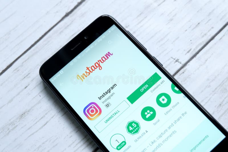 KUALA LUMPUR,MALAYSIA - JANUARY 28TH,2018:Instagram app on android Play Store.Instagram created by Kevin Systrom and Mike Krieger, and launched in October 2010.