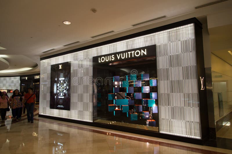 KUALA LUMPUR, MALEISIË - 27 SEP: LOUIS VUITTON-winkel In ...