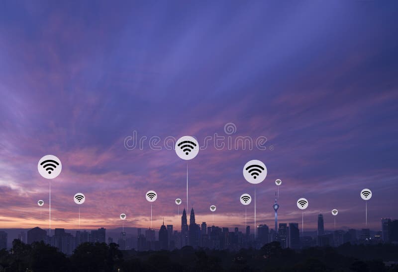 Kuala Lumpur mit wifi Ikonen lizenzfreie stockbilder Kuala Lumpur mit wifi Ikonen lizenzfreie stockbilder