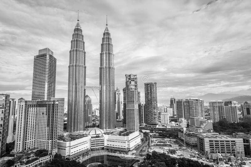 Kuala Lumpur Skyline editorial photo. Image of attraction 37741041