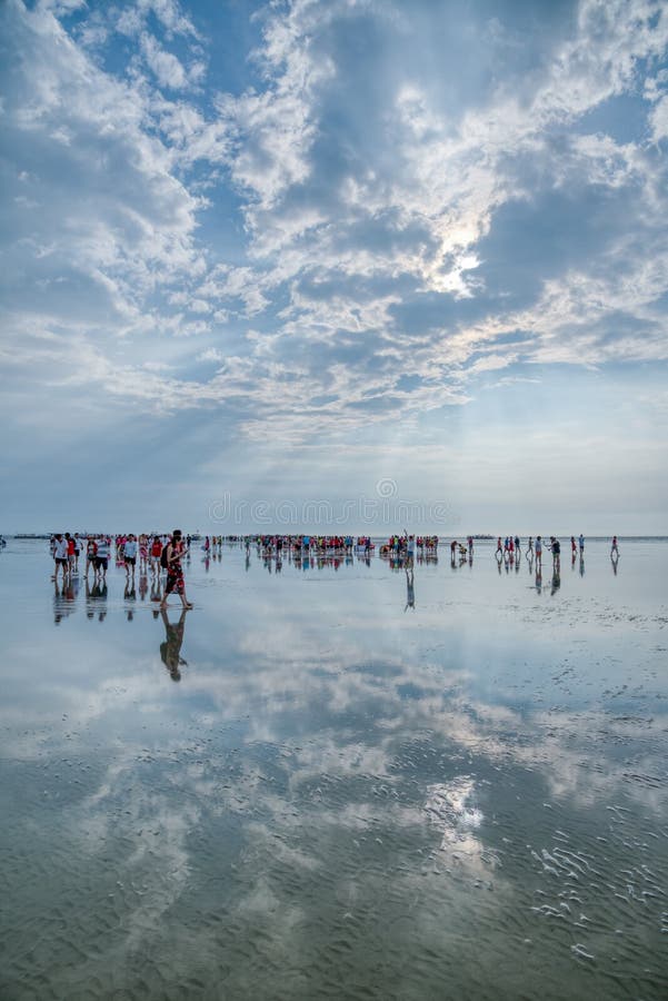 Scene of Tourists at Sasaran Beach Also Know As Sky Mirror, Popular ...