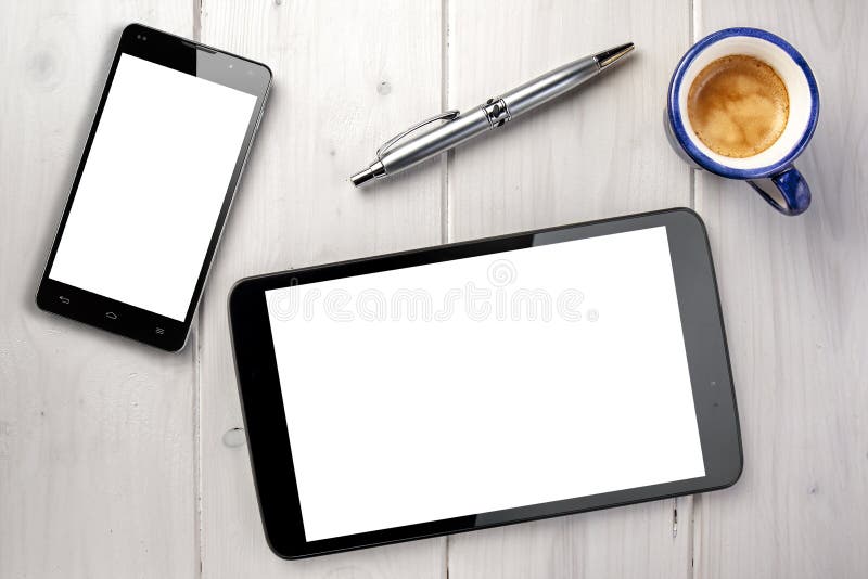 Kugelschreiber Tablet-Kaffee-Smartphones Whitespace lizenzfreie stockbilder Kugelschreiber Tablet-Kaffee-Smartphones Whitespace lizenzfreie stockbilder
