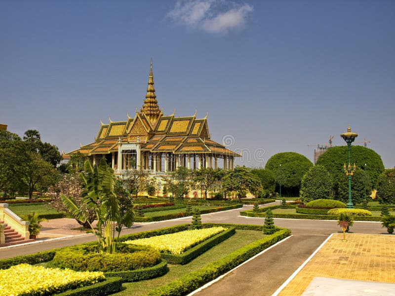 Kunglig slott, Cambodja royaltyfria bilder