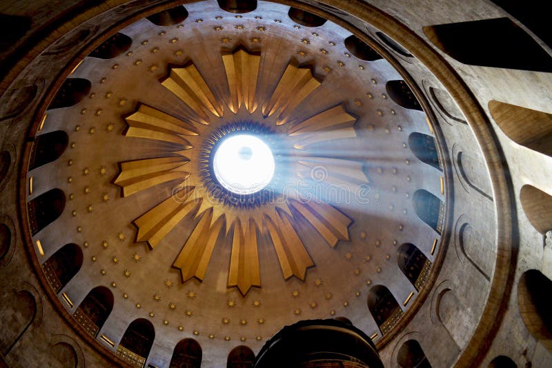 Kupol av kyrkan av den heliga griften i Jerusalem, Israel royaltyfria foton Kupol av kyrkan av den heliga griften i Jerusalem, Israel royaltyfria foton