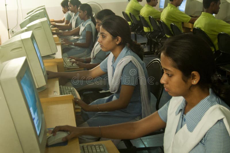 Kursteilnehmer, der Computer verwendet stockfotografie Kursteilnehmer, der Computer verwendet stockfotografie