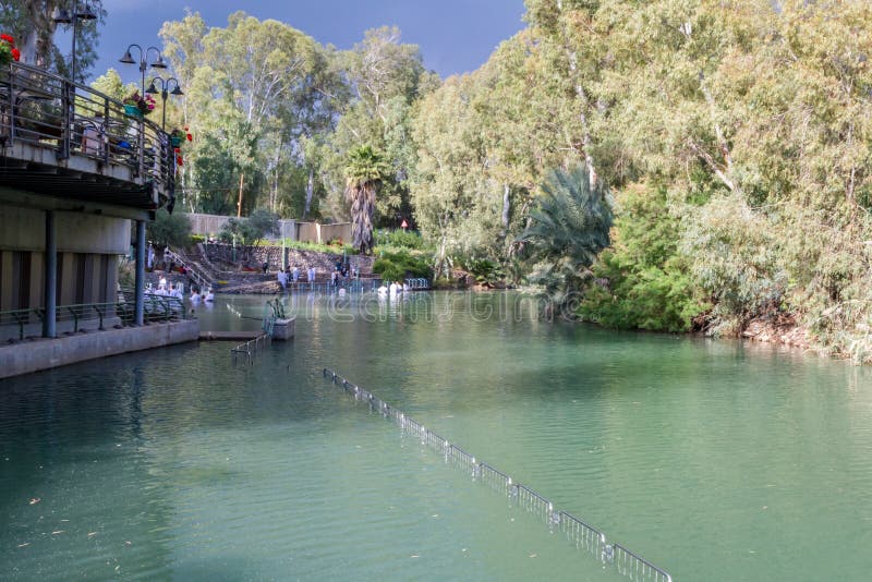 Kuster av Jordan River på den dop- platsen, Israel royaltyfri bild Kuster av Jordan River på den dop- platsen, Israel royaltyfri bild