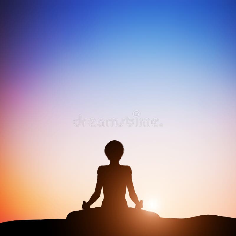 Kvinnan i lotusblommayoga poserar att meditera på solnedgången zen