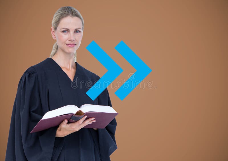 Kvinnlig domare mot brun bakgrund med den blåa pilen arkivbilder Kvinnlig domare mot brun bakgrund med den blåa pilen arkivbilder