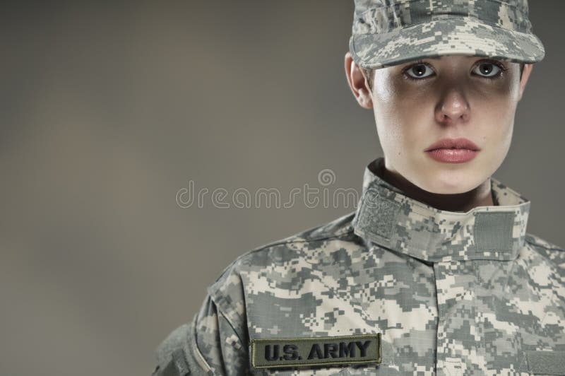 Kvinnlig soldat för USA-armé arkivbild Kvinnlig soldat för USA-armé arkivbild