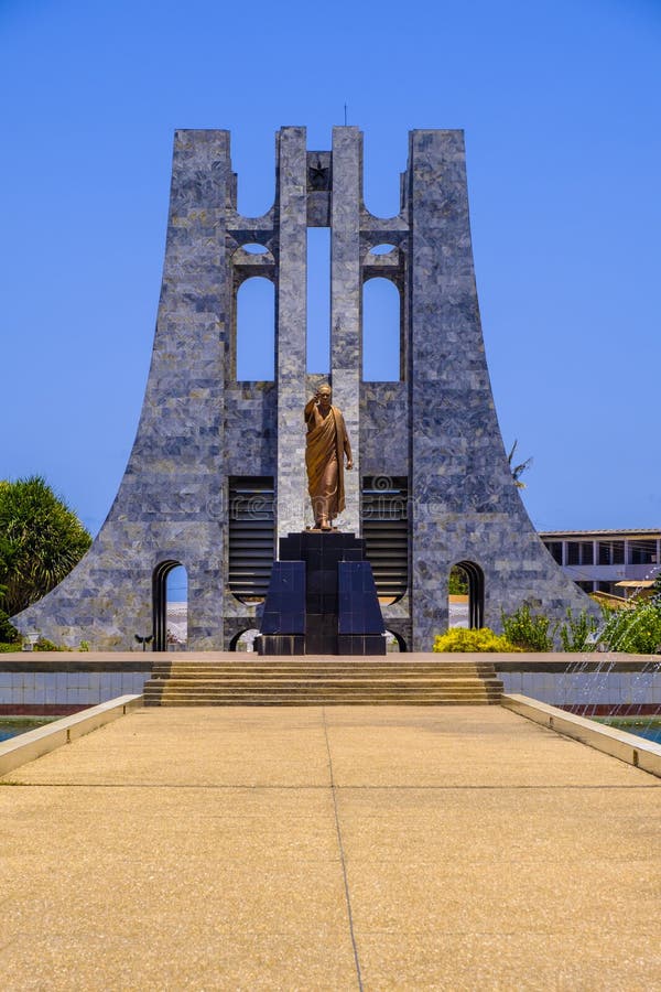 Kwame Nkrumah Mausoleum And Statue Editorial Stock Image - Image Of City,  Africa: 119512944