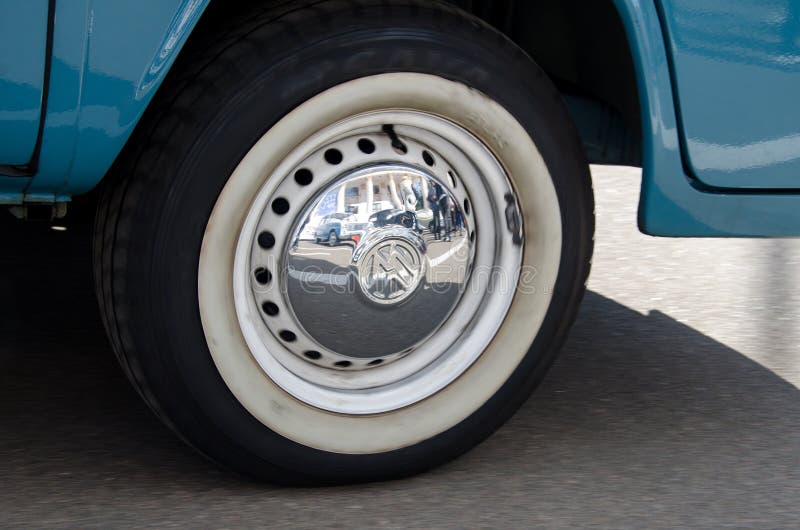Kyiv Ukraina, Wrzesień, - 30, 2018: Wolkswagena transporteru Hubcaps fotografia royalty free Kyiv Ukraina, Wrzesień, - 30, 2018: Wolkswagena transporteru Hubcaps fotografia royalty free