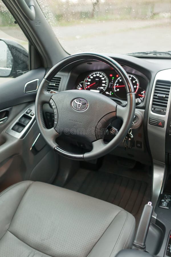 KYIV, UKRAINE - April 06, 2017: New luxury beige leather interior of Toyota Prado 120 royalty free stock photos KYIV, UKRAINE - April 06, 2017: New luxury beige leather interior of Toyota Prado 120 royalty free stock photos