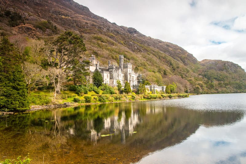 Kylemore Abey, Ирландия стоковые изображения Kylemore Abey, Ирландия стоковые изображения