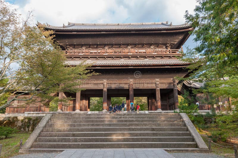KYOTO JAPONIA, PAŹDZIERNIK, - 08, 2015: Nanzen-ji, Zuiryusan Nanzen-ji Zenrin-ji, poprzedni buddyjski Japan Kyoto świątyni zen ce zdjęcia royalty free KYOTO JAPONIA, PAŹDZIERNIK, - 08, 2015: Nanzen-ji, Zuiryusan Nanzen-ji Zenrin-ji, poprzedni buddyjski Japan Kyoto świątyni zen ce zdjęcia royalty free