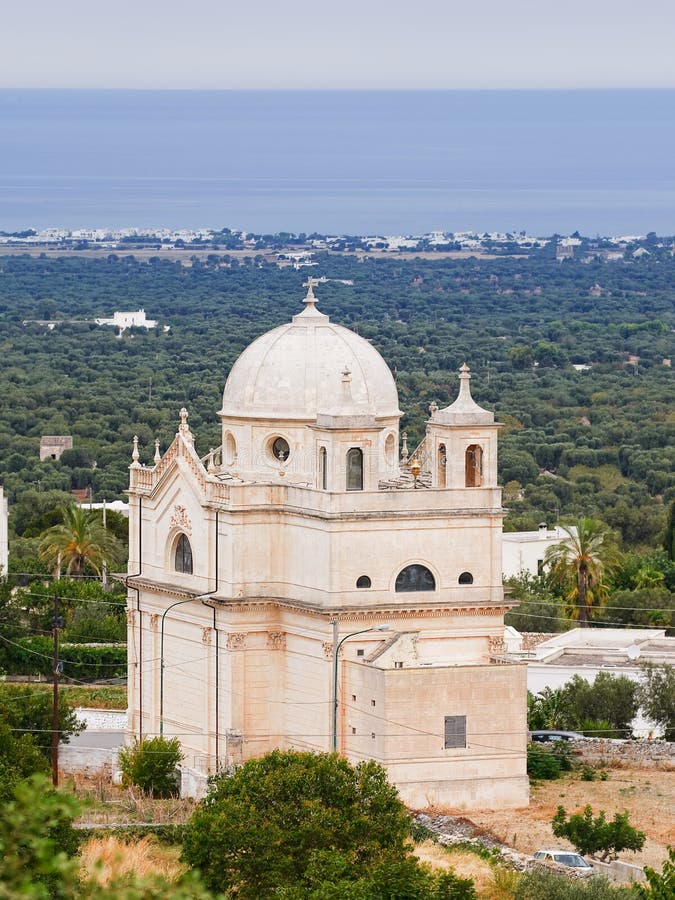Kyrka av damen av Grata i Ostuni & x28; Italy& x29; royaltyfri bild Kyrka av damen av Grata i Ostuni & x28; Italy& x29; royaltyfri bild