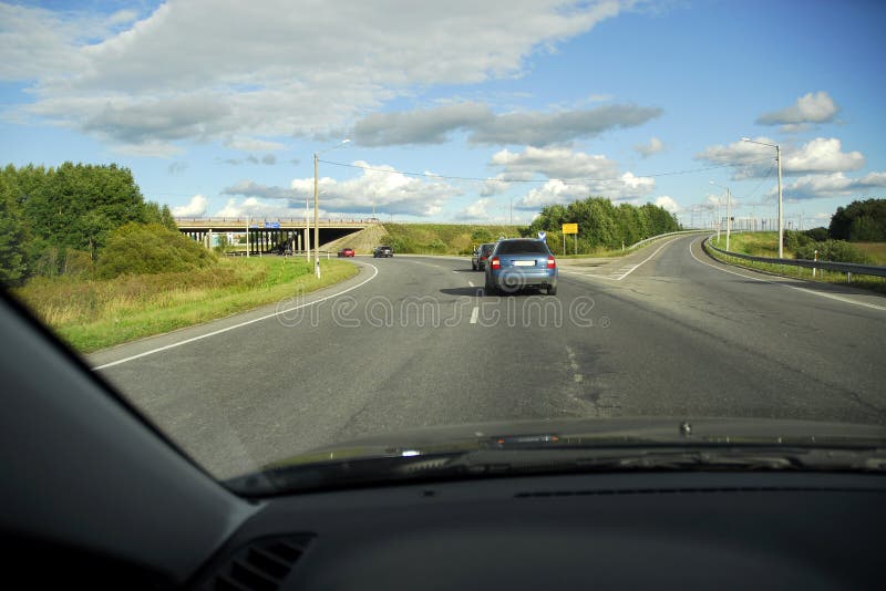 körning av motorvägföreningspunkten till arkivfoton körning av motorvägföreningspunkten till arkivfoton