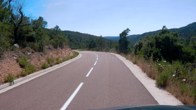 Körning ner vägen i Korsika