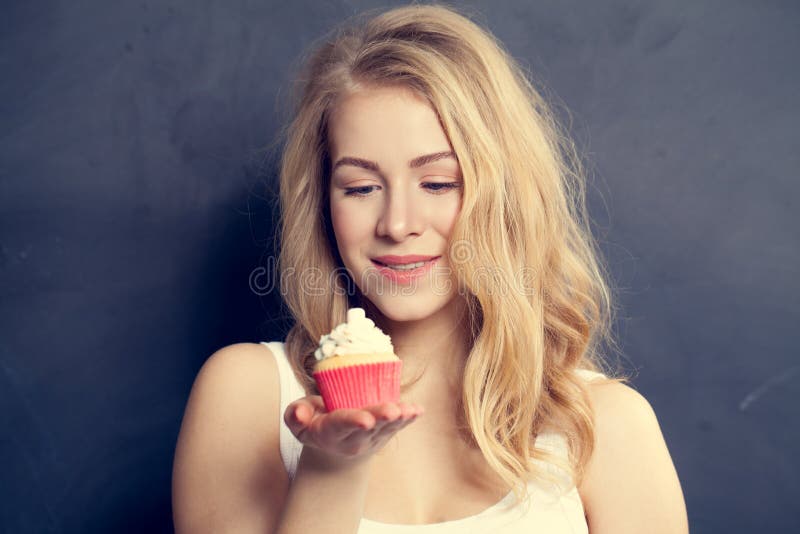 2 589 Torte Ihrem Gesicht Fotos Kostenlose Und Royalty Free Stock Fotos Von Dreamstime