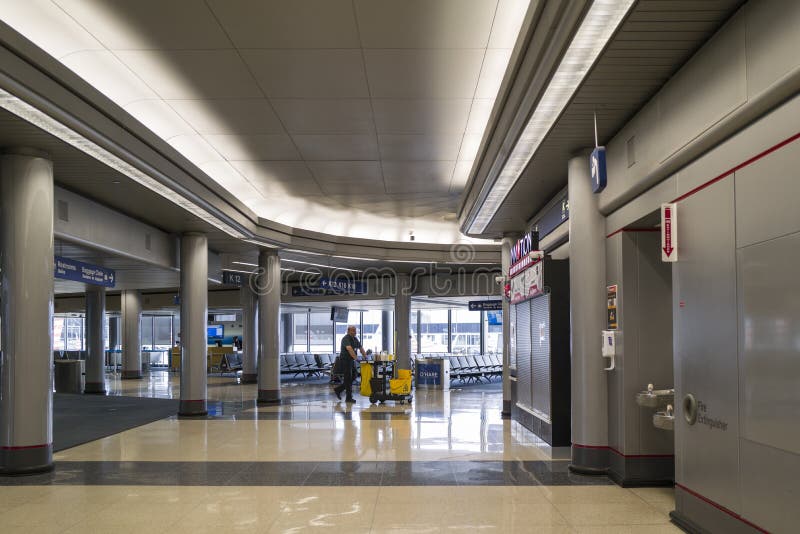L'aeroporto internazionale di ohare a chicago è vuoto a causa del coronavirus covid19