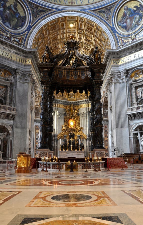 Baldacchino Del Bernini In San Pietro L'altare Del Baldacchino Fatto Da Bernini Nella Basilica San Pietro