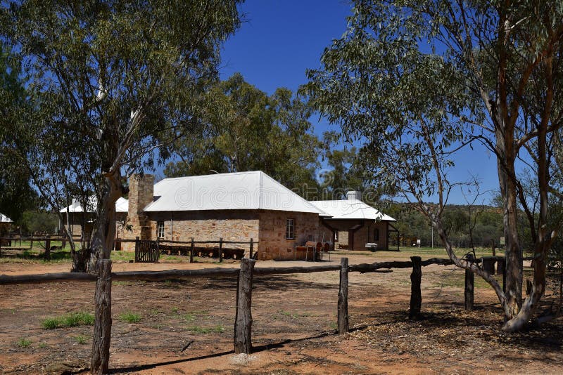 L'Australia, NT, Alice Springs, vecchia stazione del telegrafo fotografie stock L'Australia, NT, Alice Springs, vecchia stazione del telegrafo fotografie stock